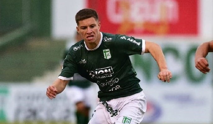 Camisassa ex Sportivo a Chile