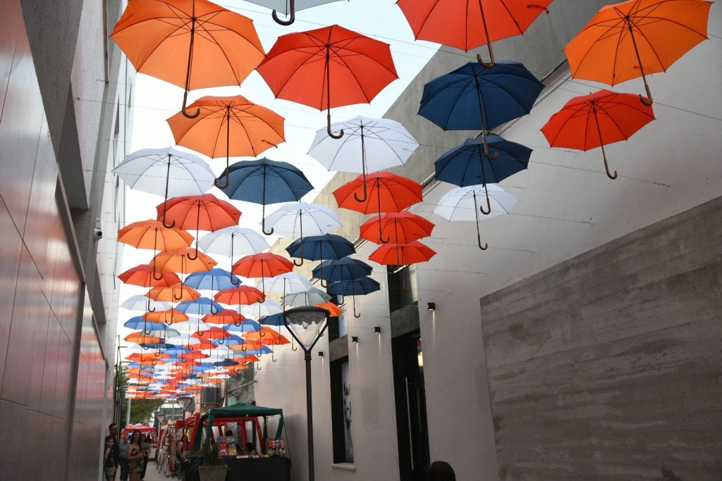 Cultura y encuentro en una nueva edición de Paseo de Colores