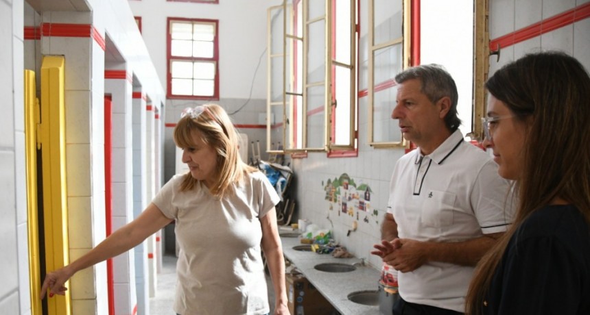 Bernarte visitó la Escuela Normal Dr. Nicolás Avellaneda y supervisó obras de mejora edilicia