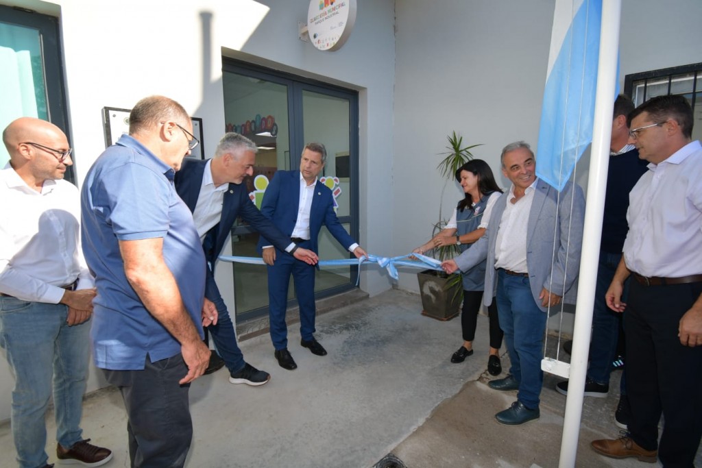 Bernarte inauguró en el Parque Industrial la décima guardería municipal