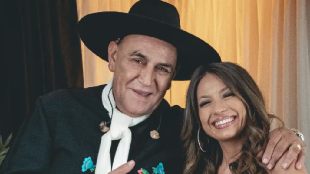 Camisassa ex Sportivo a Chile