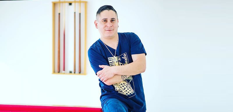 Diego Olmos festeja sus 16 a&ntilde;os como solista