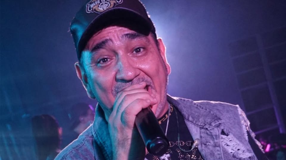 Operaron a Claudio Toledo y ya est&aacute; en su hogar.