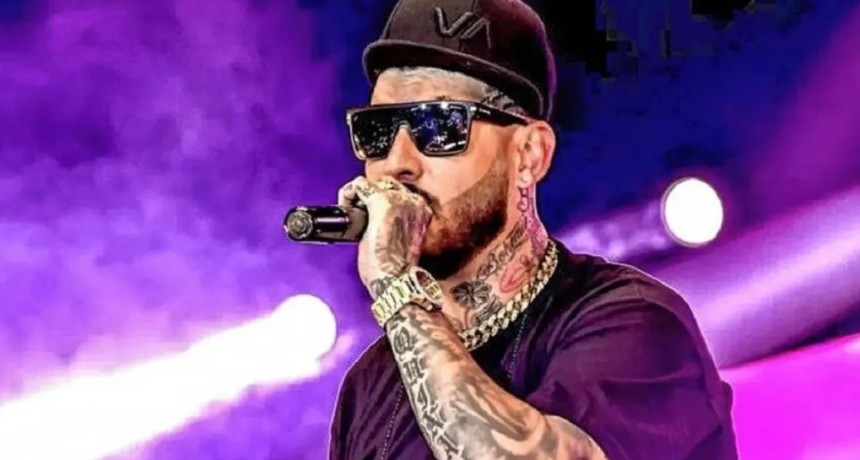 Ulises Bueno suspendi&oacute; un show este viernes pasado por problemas de salud