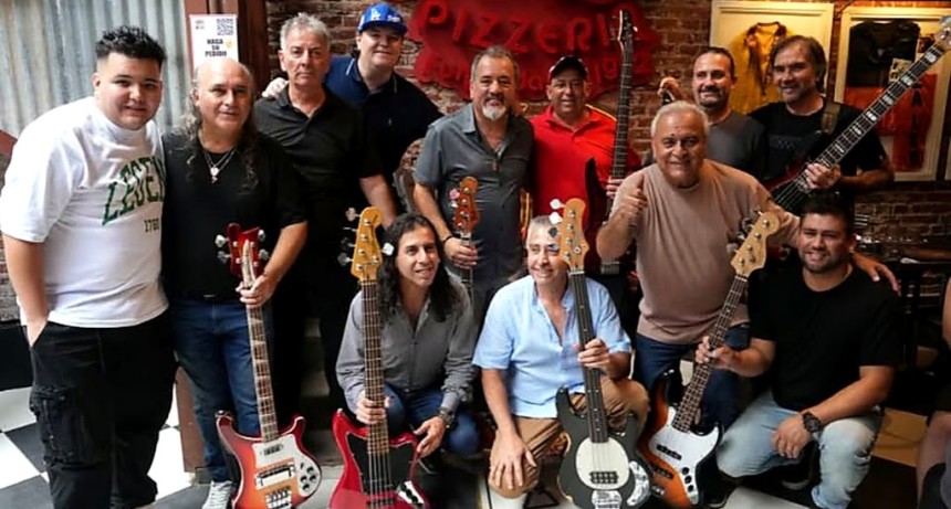 Decenas de m&uacute;sicos se juntaron para decretar el &ldquo;D&Iacute;A DEL BAJISTA CUARTETERO&rdquo; en honor a RICARDO VER&Oacute;N.