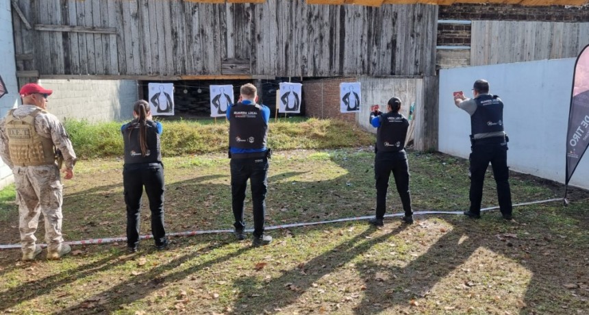 La Guardia Local de Prevención y Convivencia continúa capacitándose en el uso de armas menos letales