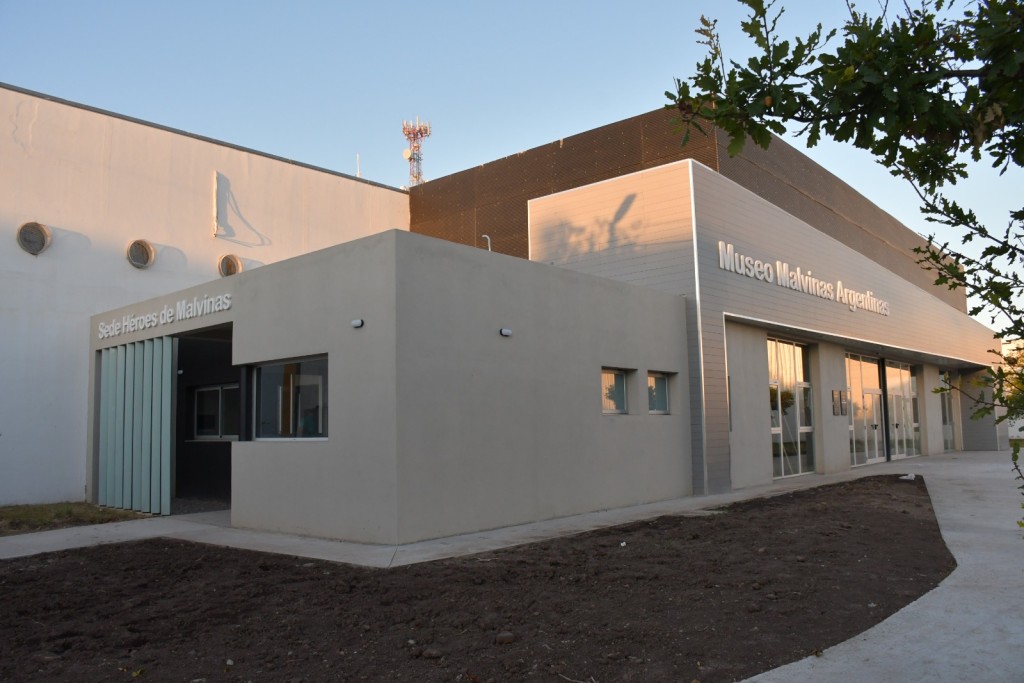 Se realiz&oacute; la noche la Vigilia de Malvinas 2026