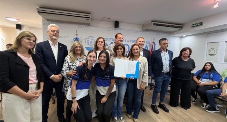 Se oficializ&oacute; la firma de los convenios del Plan de Formaci&oacute;n Dual para escuelas t&eacute;cnicas.