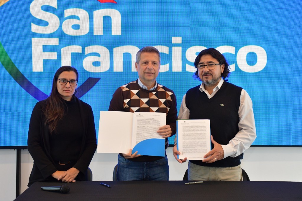 Bernarte firmó convenios para implementar tres proyectos con la UTN Regional San Francisco