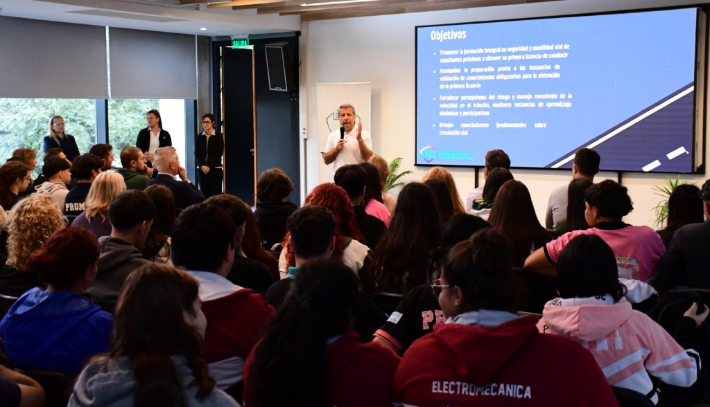 Educaci&oacute;n vial: Municipalidad present&oacute; el programa &ldquo;Educar para conducir, prevenir para vivir&rdquo;