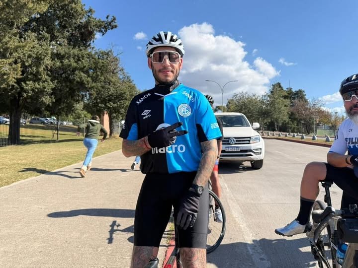 "Un besito al cielo": Ulises Bueno record&oacute; a Rodrigo tras el t&iacute;tulo de Belgrano.