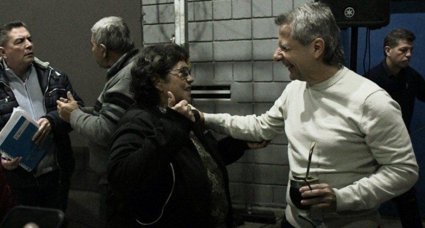 Bernarte asegur&oacute; que &ldquo;en tres a&ntilde;os barrio San Cayetano va a tener todos los servicios&rdquo;.
