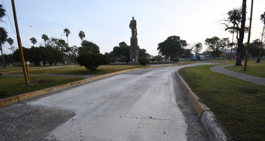 Finaliz&oacute; el bacheo de un sector de Av. Libertador (N) en plaza V&eacute;lez Sarsfield .