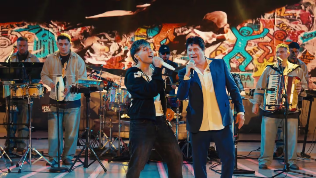 DesaKTa2 deslumbr&oacute; con el estreno de &ldquo;Amores como el nuestro&rdquo; junto a Daniel Cardozo.