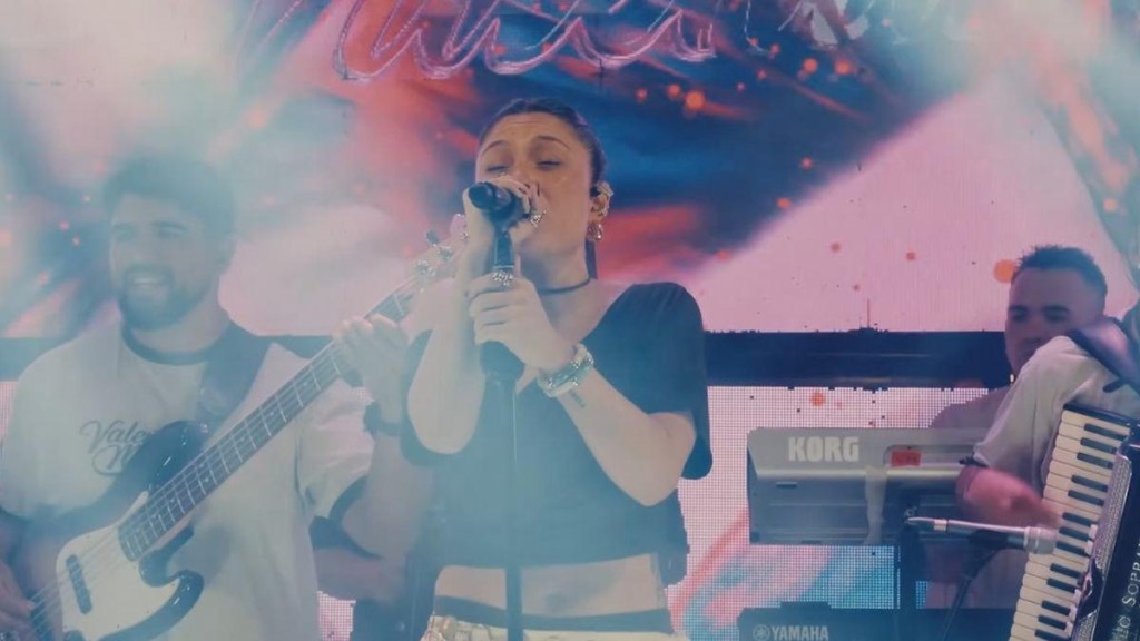 Valentina M&aacute;rquez estren&oacute; su versi&oacute;n en vivo de &ldquo;El Cielo&rdquo;.