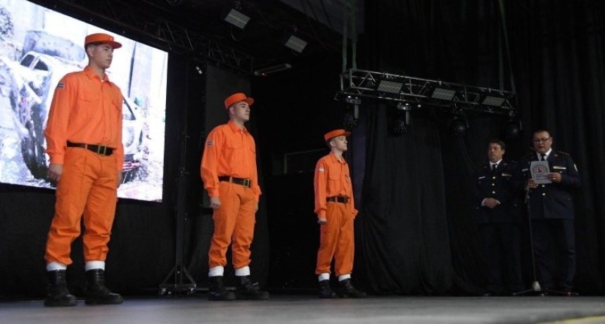 Bernarte remarc&oacute; el aporte que brindan los bomberos voluntarios a la sociedad.