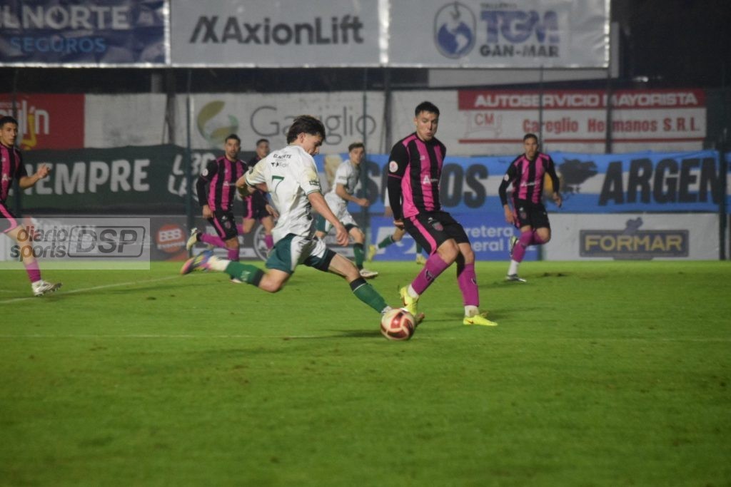 4 Goles, un empate
