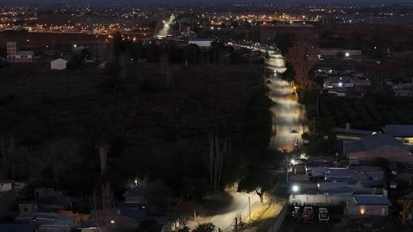 A poco de completarse, el eje Este de la ciudad ya cuenta con alrededor de 4.000 luminarias LED.