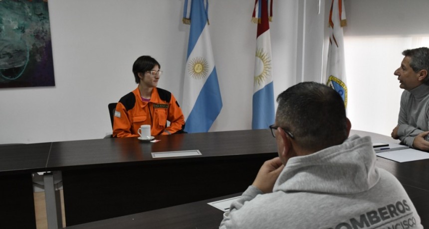 Bernarte distingui&oacute; la tarea de Alfonsina Carle, bombera de nuestra ciudad que desarroll&oacute; tareas humanitarias en Venezuela.