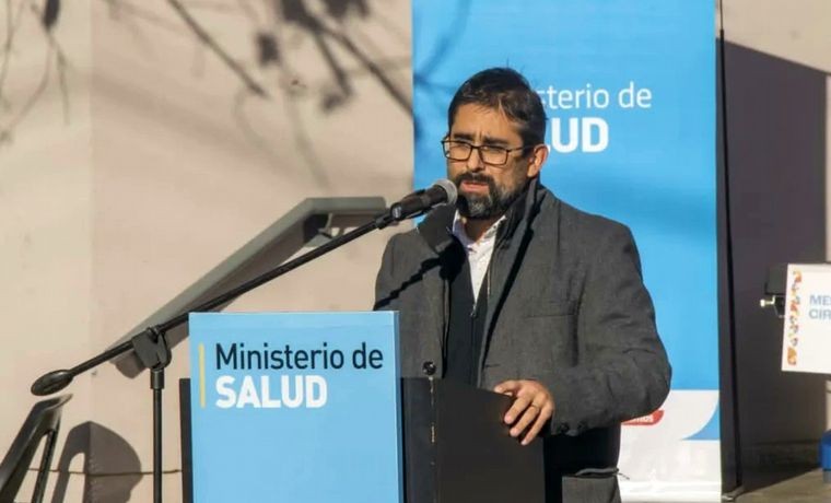 Tras las muertes de bebés en el Neonatal, renunció Cardozo como ministro de Salud de Córdoba