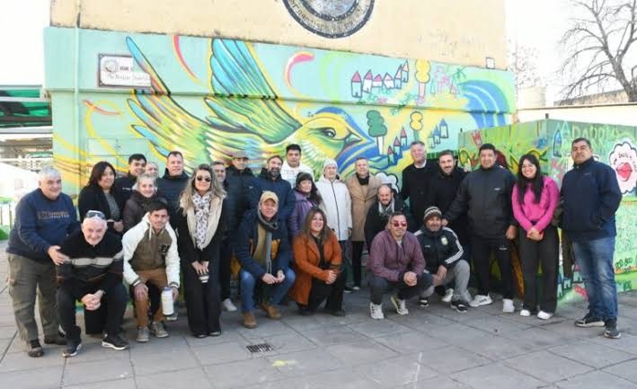 &rdquo;Las paredes hablan&rdquo; tambi&eacute;n en barrio Roque S&aacute;enz Pe&ntilde;a.