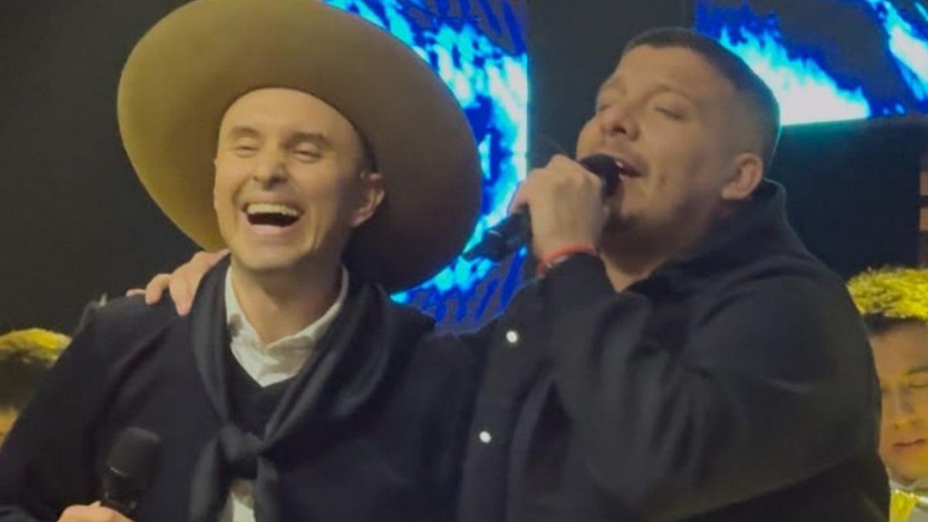 Dami&aacute;n C&oacute;rdoba y Paquito Oca&ntilde;o sorprendieron con una versi&oacute;n chamamecera de &ldquo;Qu&eacute; Tal&rdquo;.