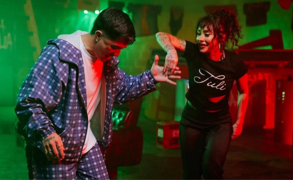 Sim&oacute;n Aguirre y Tuli Acosta se juntaron para hacer cuarteto con &ldquo;Dutty Love&rdquo;.