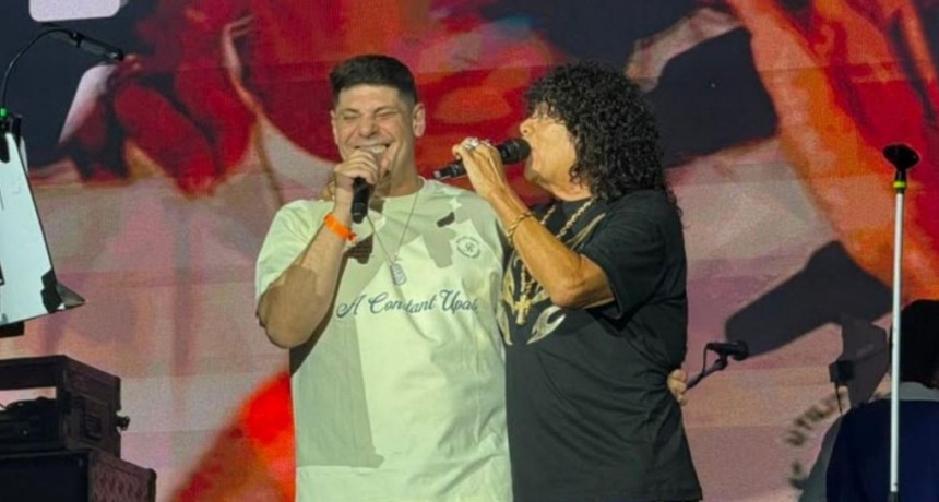El esperado reencuentro: Marcos Bainotti cant&oacute; con La Mona en Forja.