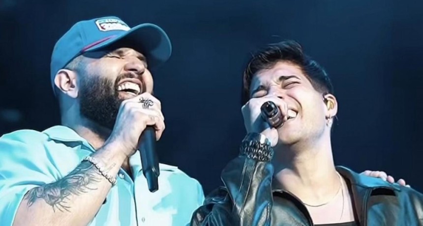 &iexcl;Momento so&ntilde;ado! Joaco Mart&iacute;n de Desakta2 cant&oacute; con Car&iacute;n Le&oacute;n en el Movistar Arena.