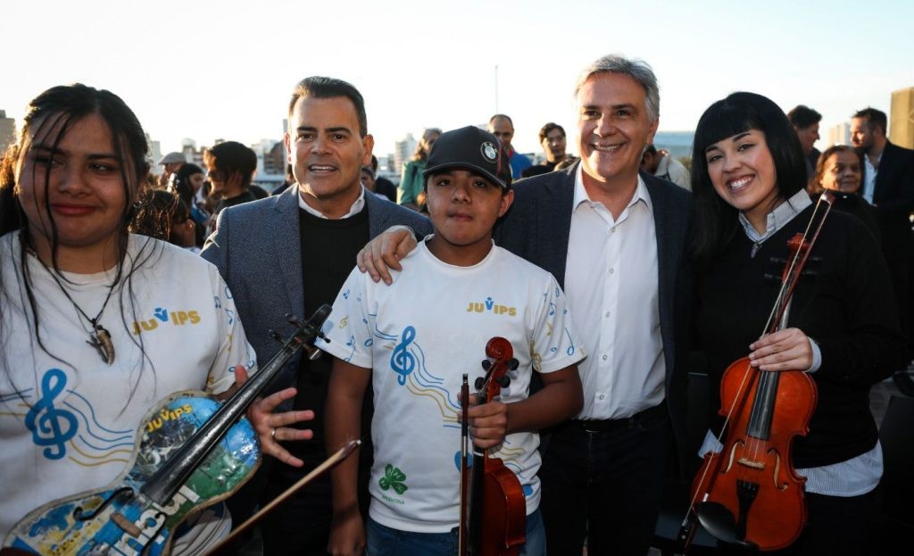 Impulso a la cultura comunitaria: Llaryora anunci&oacute; un refuerzo econ&oacute;mico adicional para espacios de toda la provincia.
