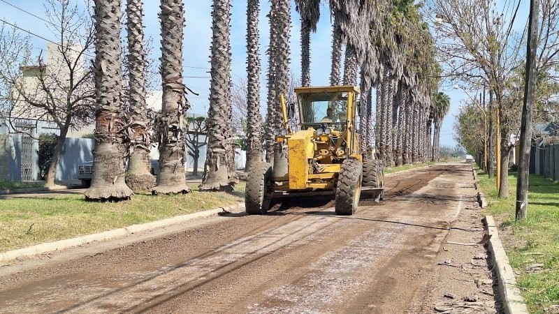Avanzan las tareas de mejoramiento de calles en distintos sectores de la ciudad.