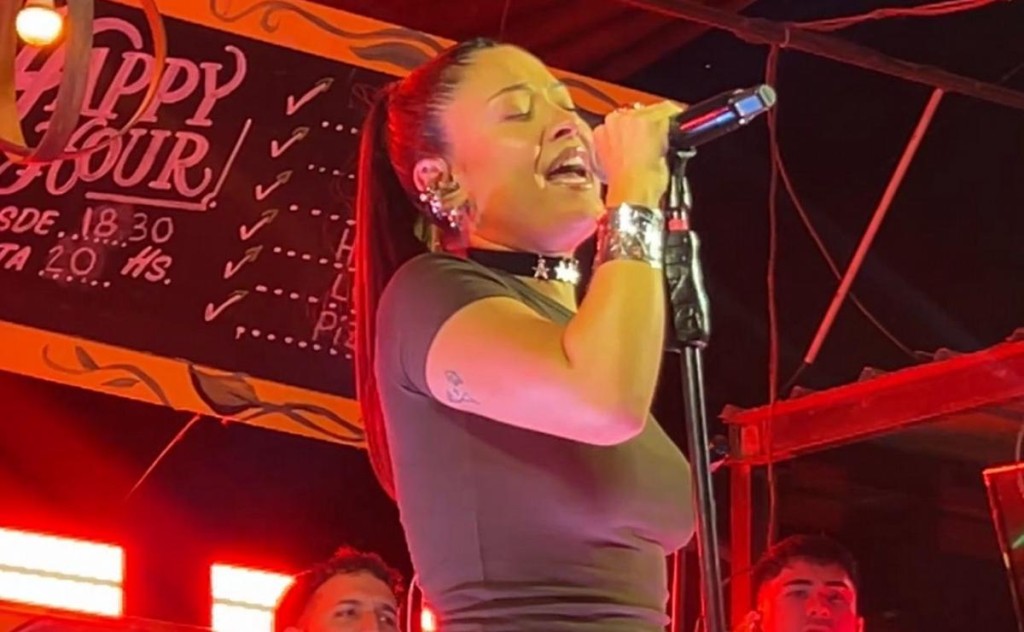 Valentina M&aacute;rquez encendi&oacute; la noche cordobesa y adelant&oacute; tres temas nuevos.