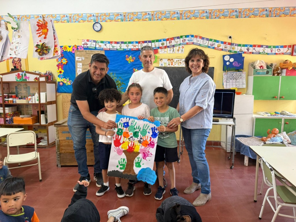 San Francisco promueve conciencia ambiental en escuelas con charlas y compostaje