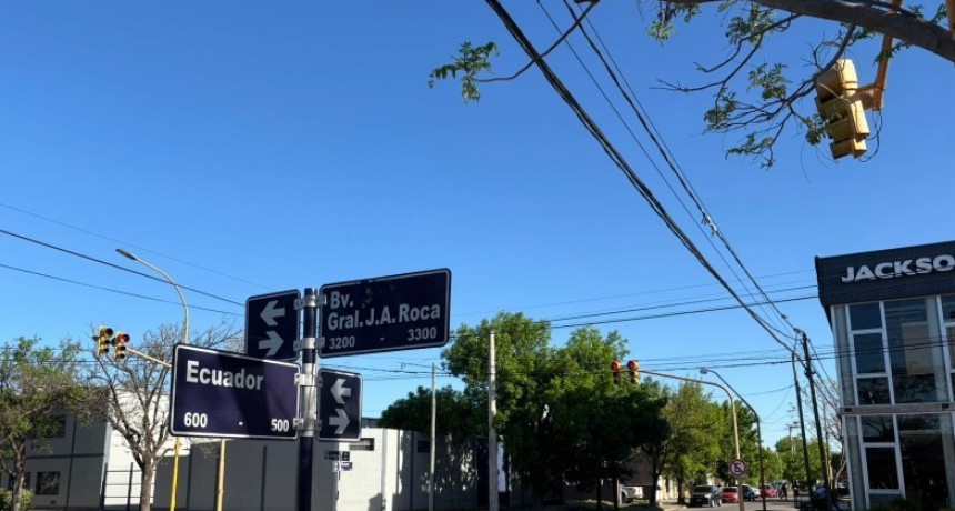 Con el traslado de semáforos a Trigueros y el cambio de circulación de Ecuador, el municipio comienza el reordenamiento del tránsito en el Noroeste