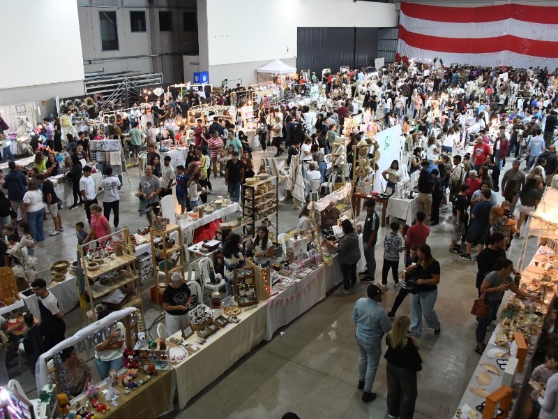 Emprendimientos, encuentro y concientizaci&oacute;n: llega una nueva Feria de Mujeres Emprendedoras especial Mes de la Madre.