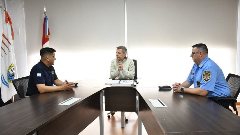 Bernarte recibi&oacute; al nuevo director de la Departamental San Justo y destacaron el trabajo conjunto en seguridad.