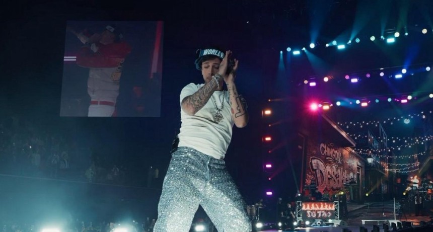 Desakta2 estren&oacute; una nueva versi&oacute;n en vivo de &ldquo;No se ve ching&oacute;n&rdquo; desde el Movistar Arena.