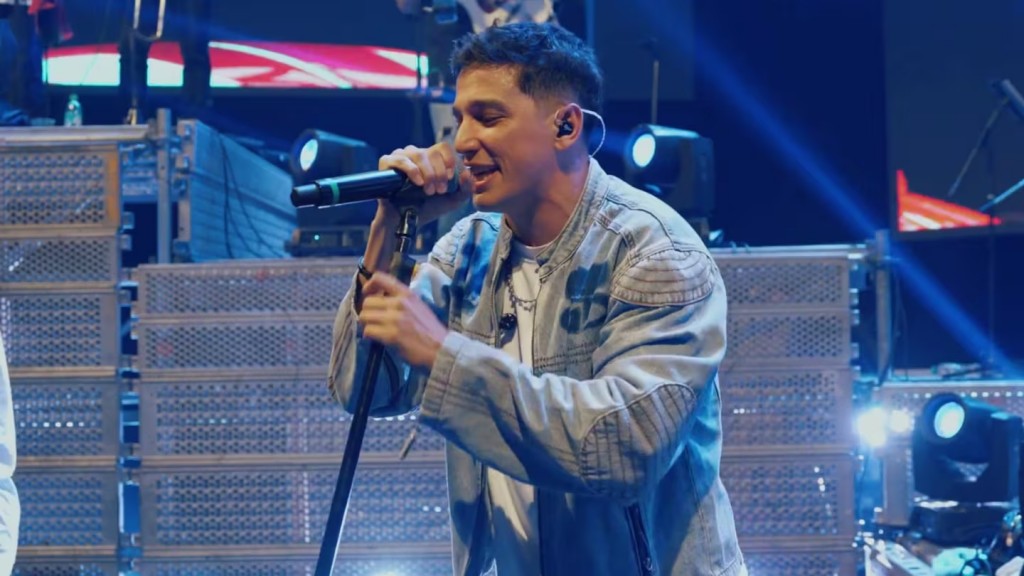 Q’ Lokura se animó a una bachata cuartetera y presentó “En privado” en la voz del Chino Herrera