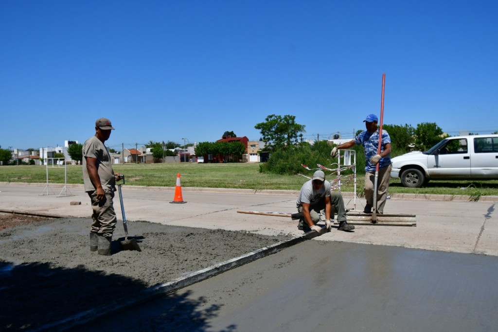 Avanzan los trabajos para completar la pavimentación de Av. Trigueros